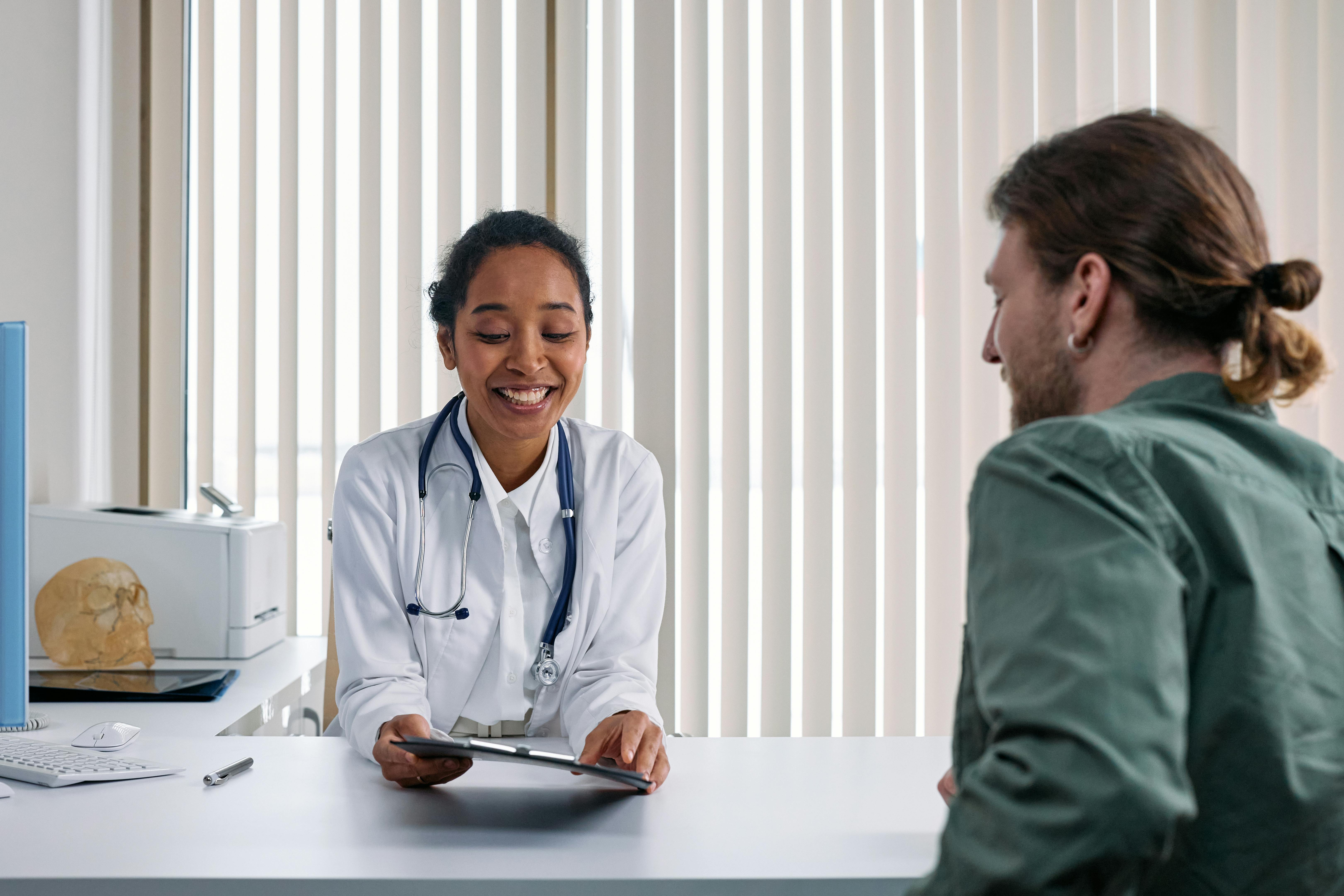Optimiser le maintien à domicile des séniors et PMR à Bordeaux vers Mérignac grâce aux solutions d’aménagement recommandées par les médecins et ergothérapeutes