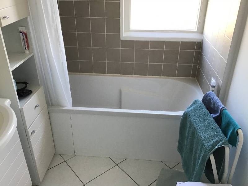 Remplacer une baignorie par une douche sénior à Bordeaux