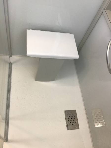 Devis pour installer un siege douche sénior Bordeaux 33000