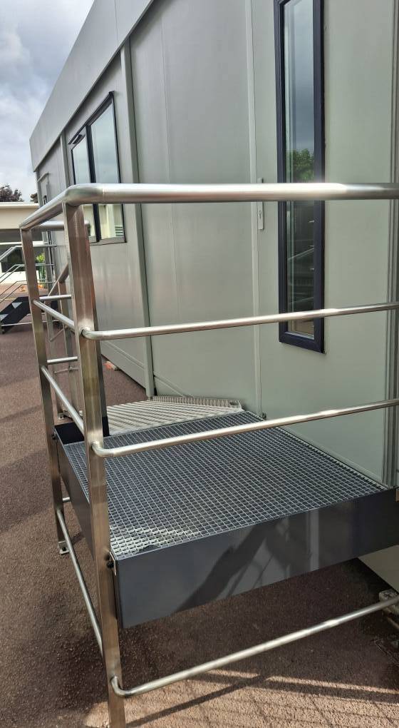 Comment rendre son logement accessible aux séniors et PMR avec une rampe d’accès sécurisée et confort à Bordeaux 33 ?