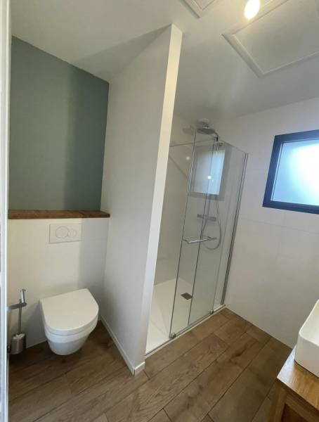 Adapter efficacement et en toute sécurité une salle de bain pour sénior à Arcachon 33120