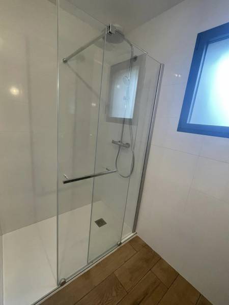 adapter efficacement et en toute sécurité une salle de bain pour sénior à Arcachon 33120