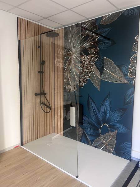 Moderniser sa salle de bain sur Bordeaux 33000 avec un budget réduit ? Voici nos astuces ! Panneaux muraux 
