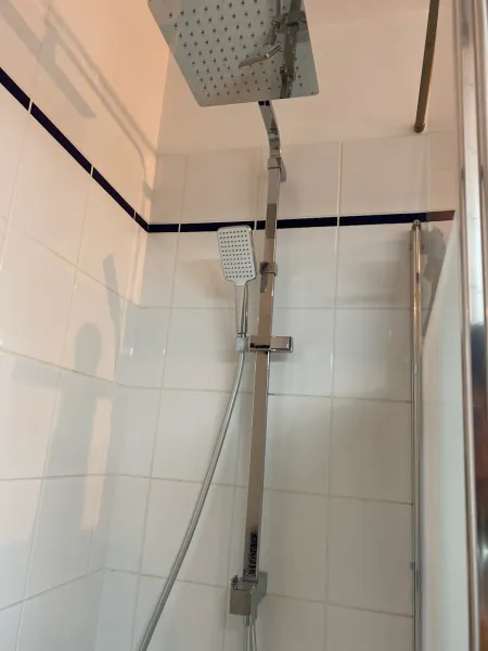 Une adaptation complète d'une salle de bain PMR sur Bordeaux 33000 ? Quelles sont les solutions à mettre en place.